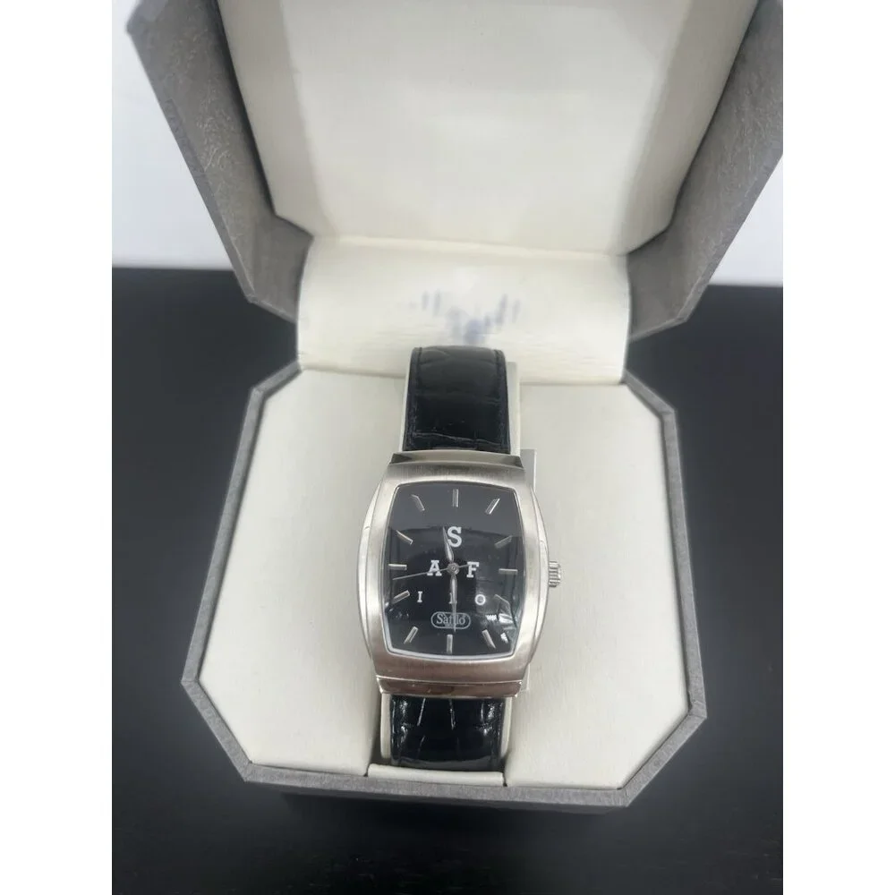 Safilo Watch‎ Vintage *Needs a new Battery* *Doesn't Run* Untested